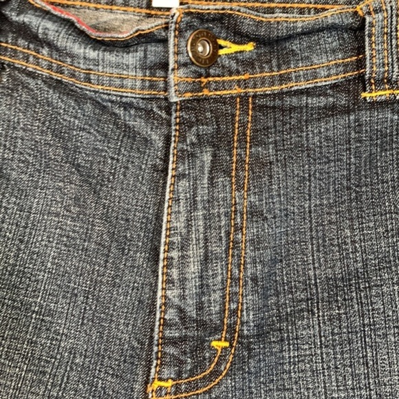 Tommy Hilfiger Blue Denim Bermuda Jean Shorts - Picture 4 of 8